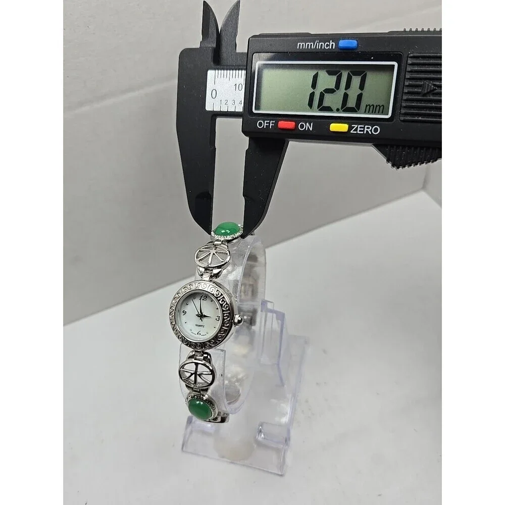 Avon Green Cabochon Oval Link Bracelet Watch Silver Tone Quartz New Battery